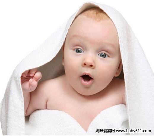 為什麼新生兒老打嗝?