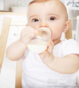 嬰兒期多動症的表現有什麼