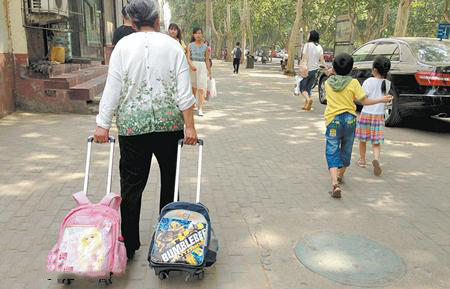 讓老人帶孩子是無奈還是無愛?過來人都後悔了